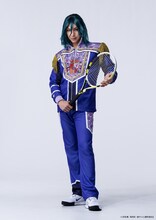 當間ローズ扮するアントニオ・ダ・メダノレ。