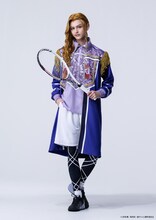 Sion扮するロミオ・フェルナンデス。