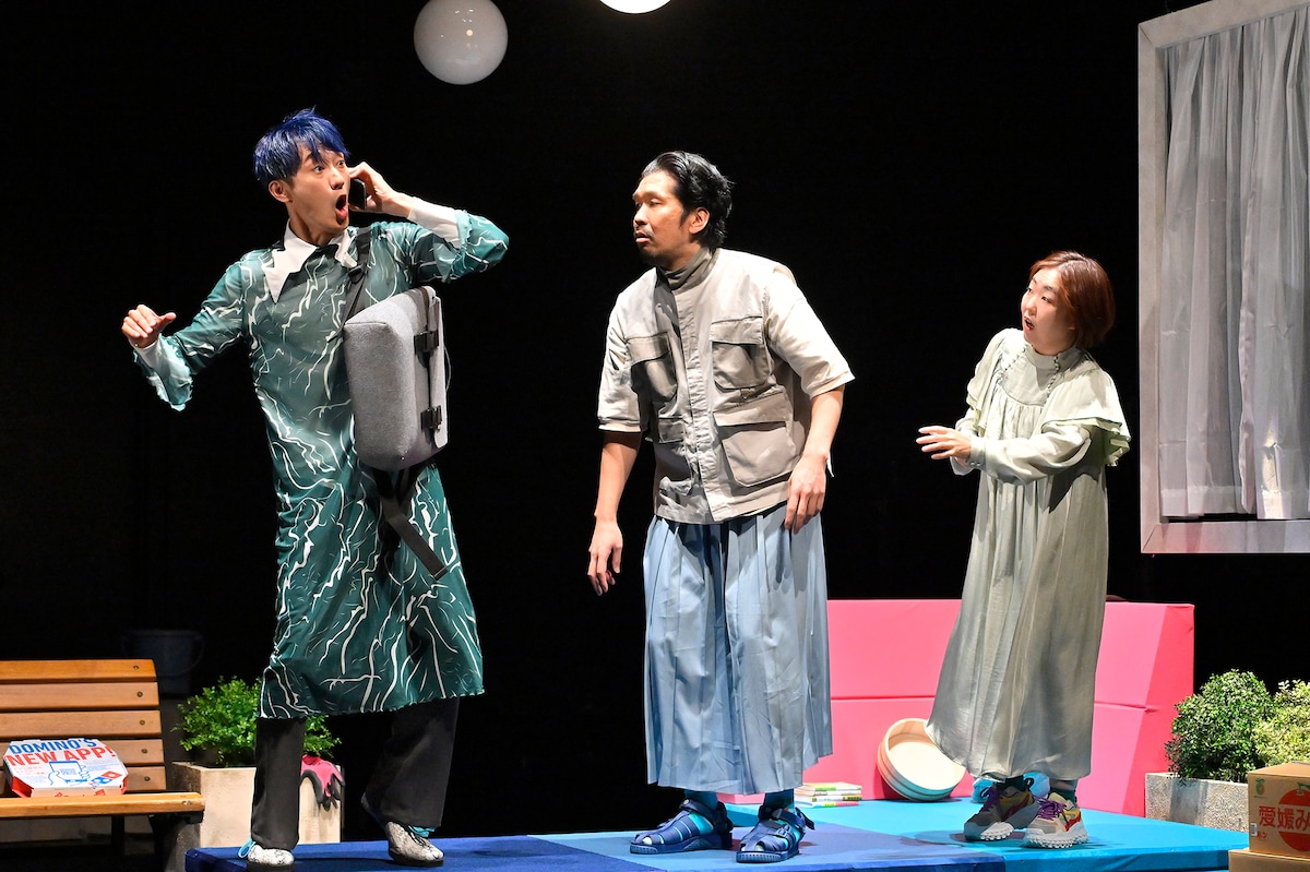 東京芸術祭 2023 直轄プログラム FTレーベル ロロ「オムニバス・ストーリーズ・プロジェクト(カタログ版)」より。(撮影:阿部章仁)