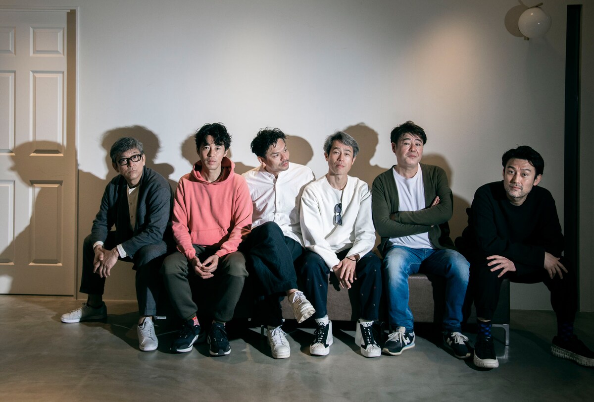 左から44北川、泉知束、浜谷康幸、渡邊聡、佐藤正和、塚原大助。