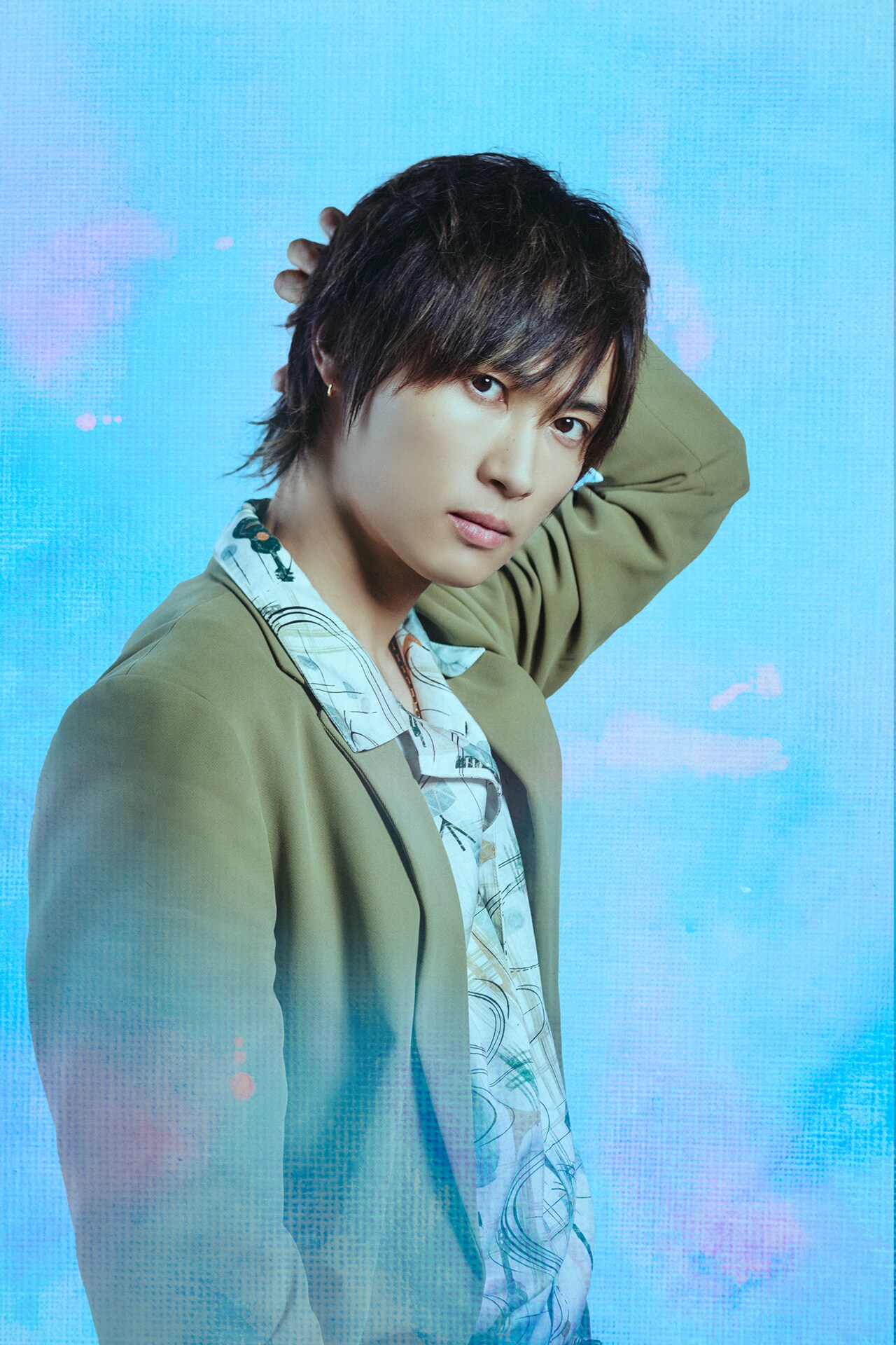 橋本良亮 公式写真① 71MaPheJthL._UF350,350_QL50_.jpg