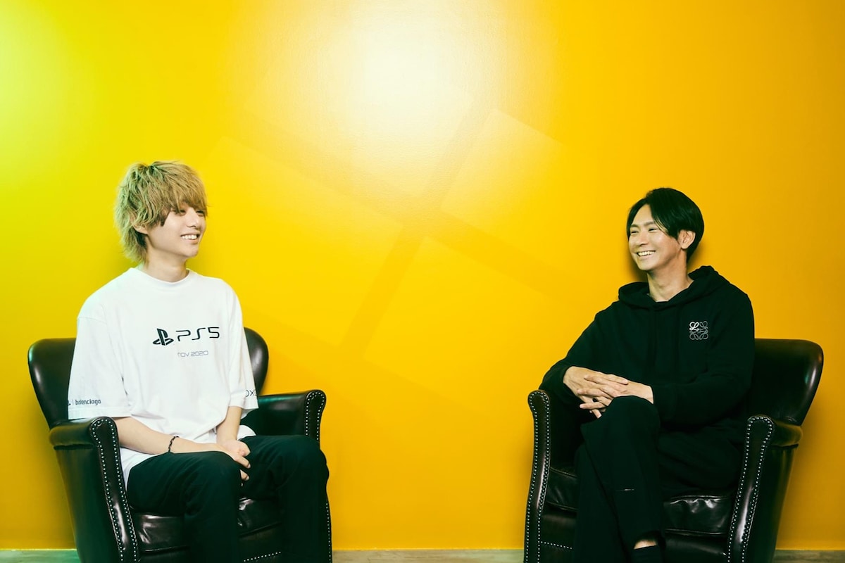 左からAbu、池内ヨシカツ。