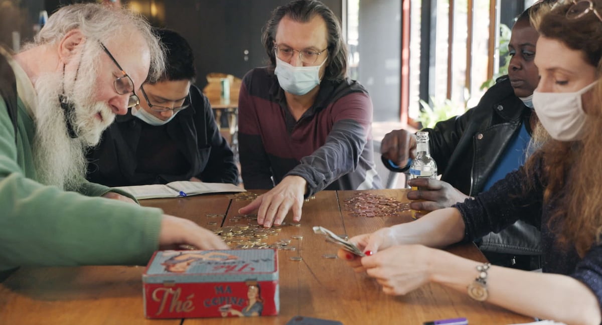 「アダマン号に乗って」場面写真