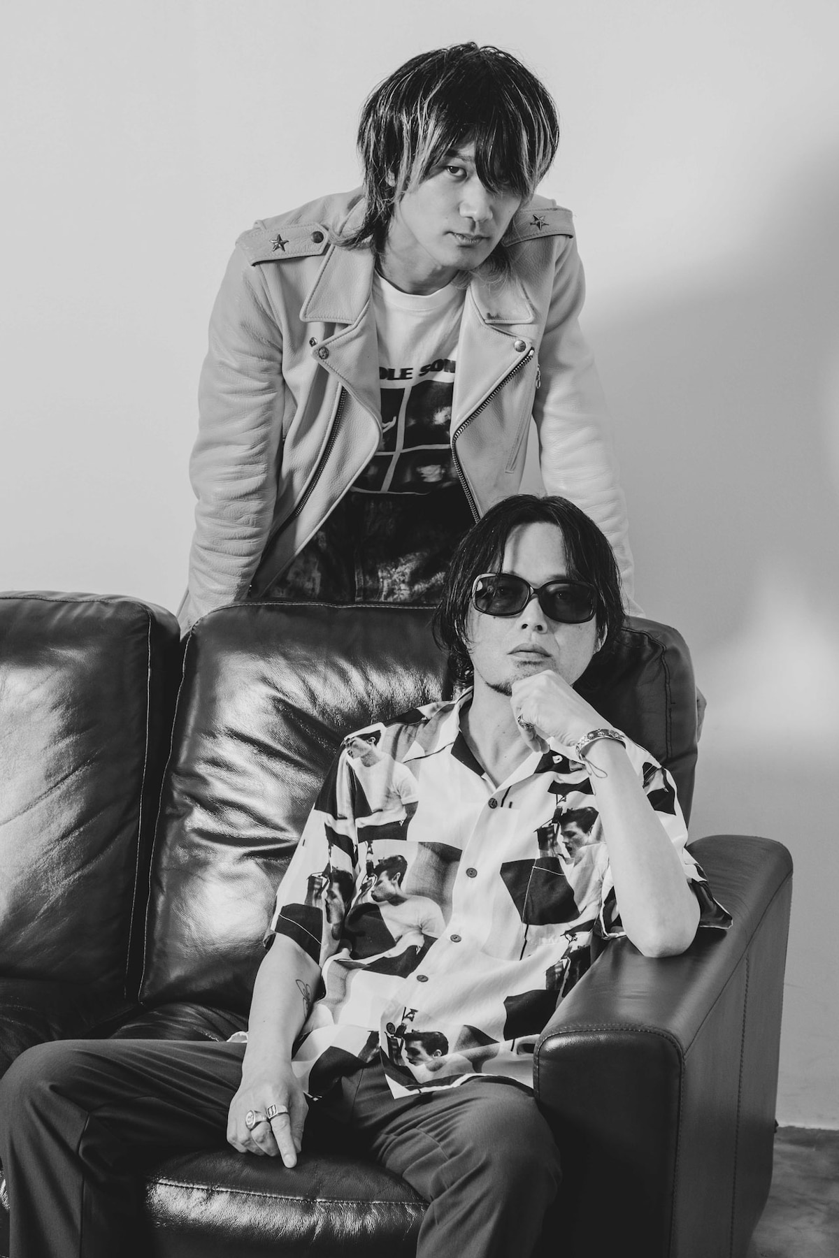 左から佐々木亮介（a flood of circle）、山中さわお（the pillows）。