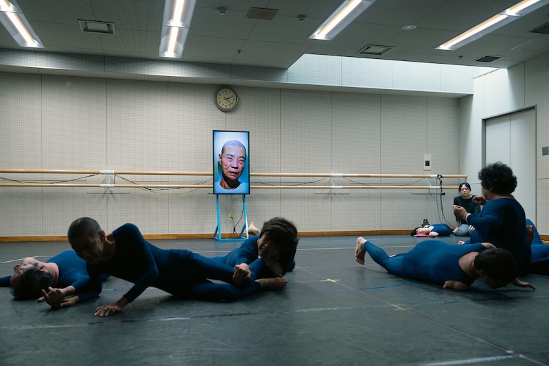 態変「BRAIN（ブレイン）」稽古の様子。