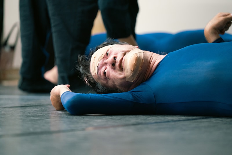 態変「BRAIN（ブレイン）」稽古の様子。