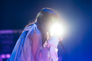 Aimer「白色蜉蝣」インタビュー｜命の儚さと、大切なものを守り抜く意思