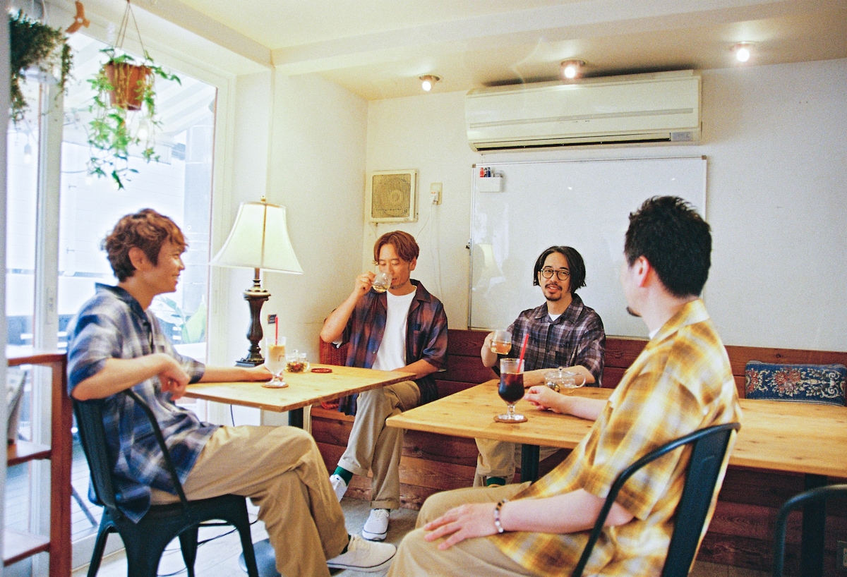 ASIAN KUNG-FU GENERATION