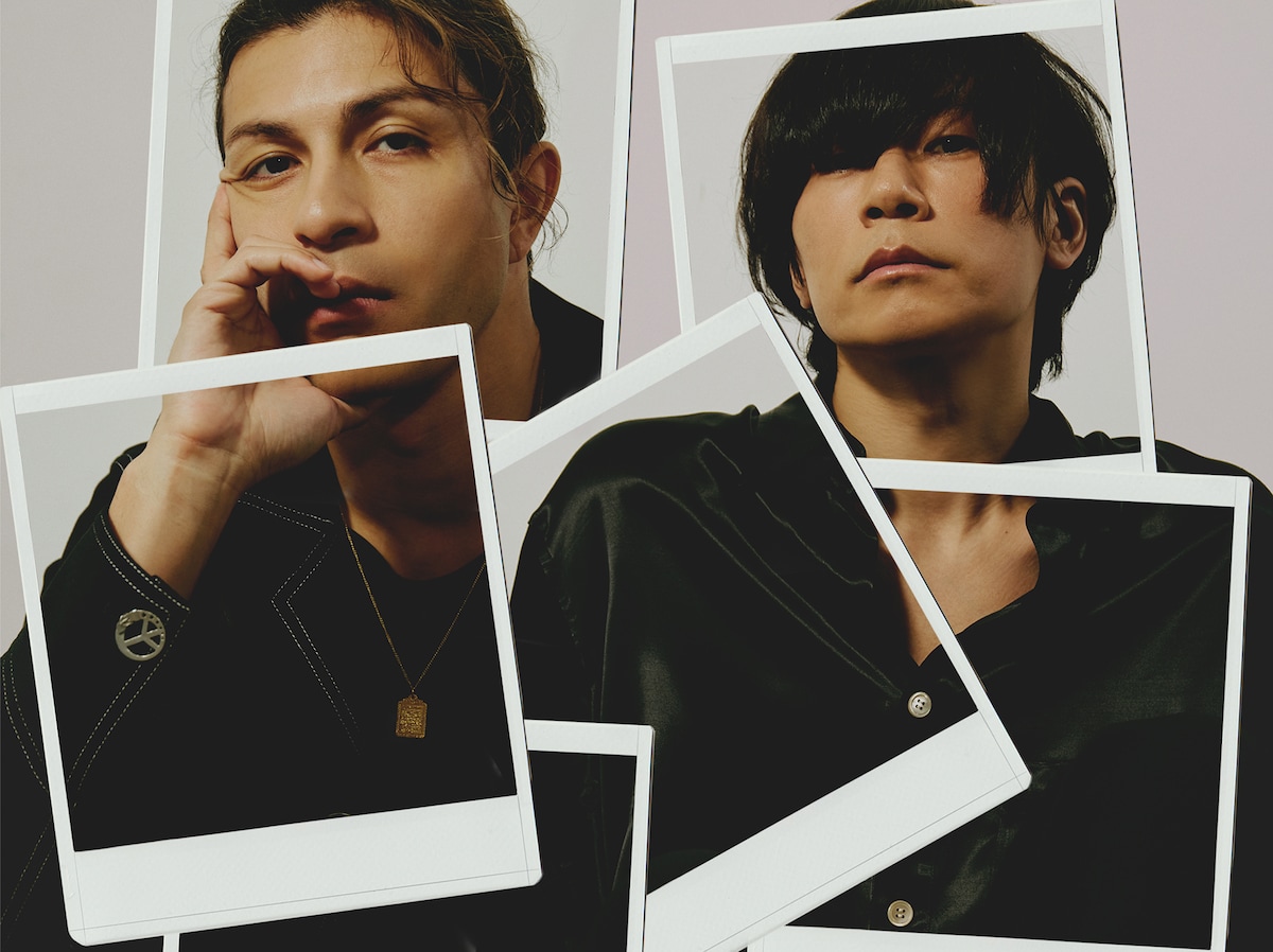 左からリアド偉武（Dr）、川上洋平（Vo, G）。