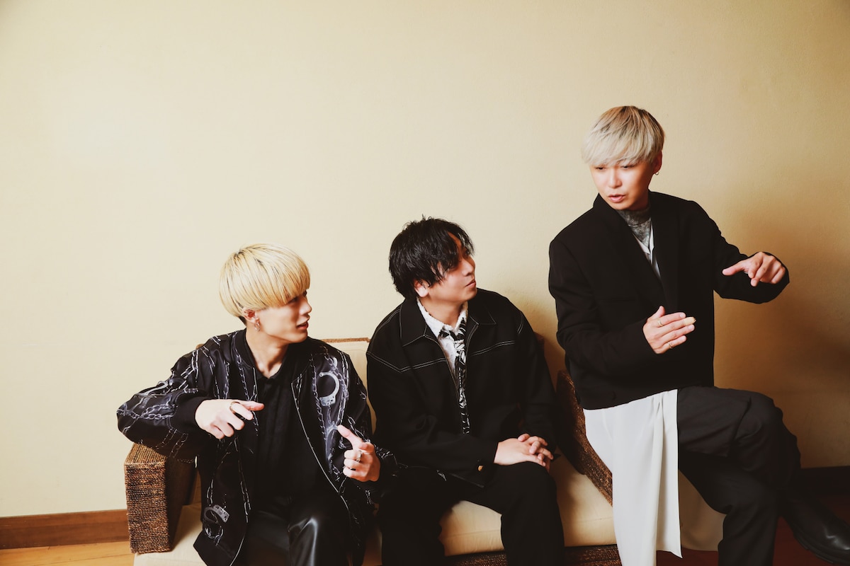 all at onceと大野雄大（Da-iCE）。