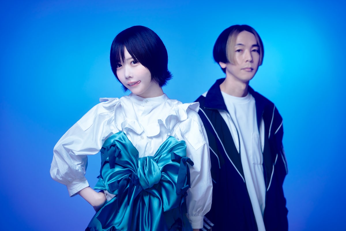 左からano、TAKU INOUE。