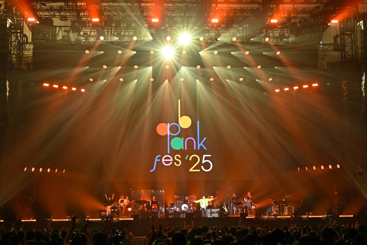 「ap bank fes '25 at TOKYO DOME ～社会と暮らしと音楽と～」の様子。