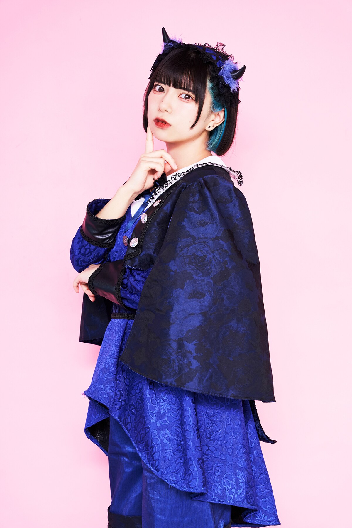 藍井すず