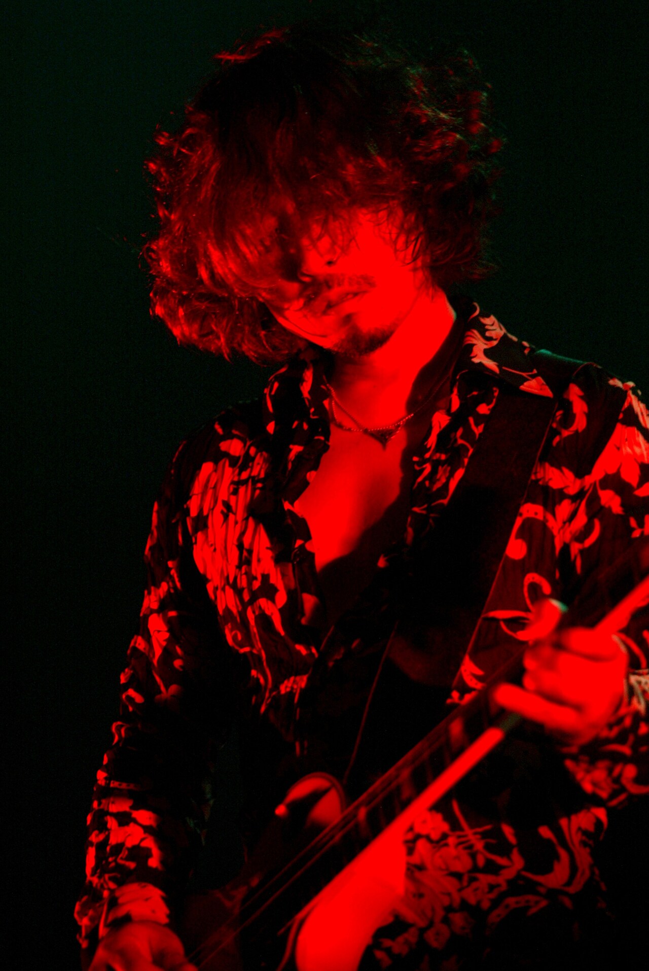 浅井健一インタビュー｜ブランキー解散から25年、走り続けたベンジーが