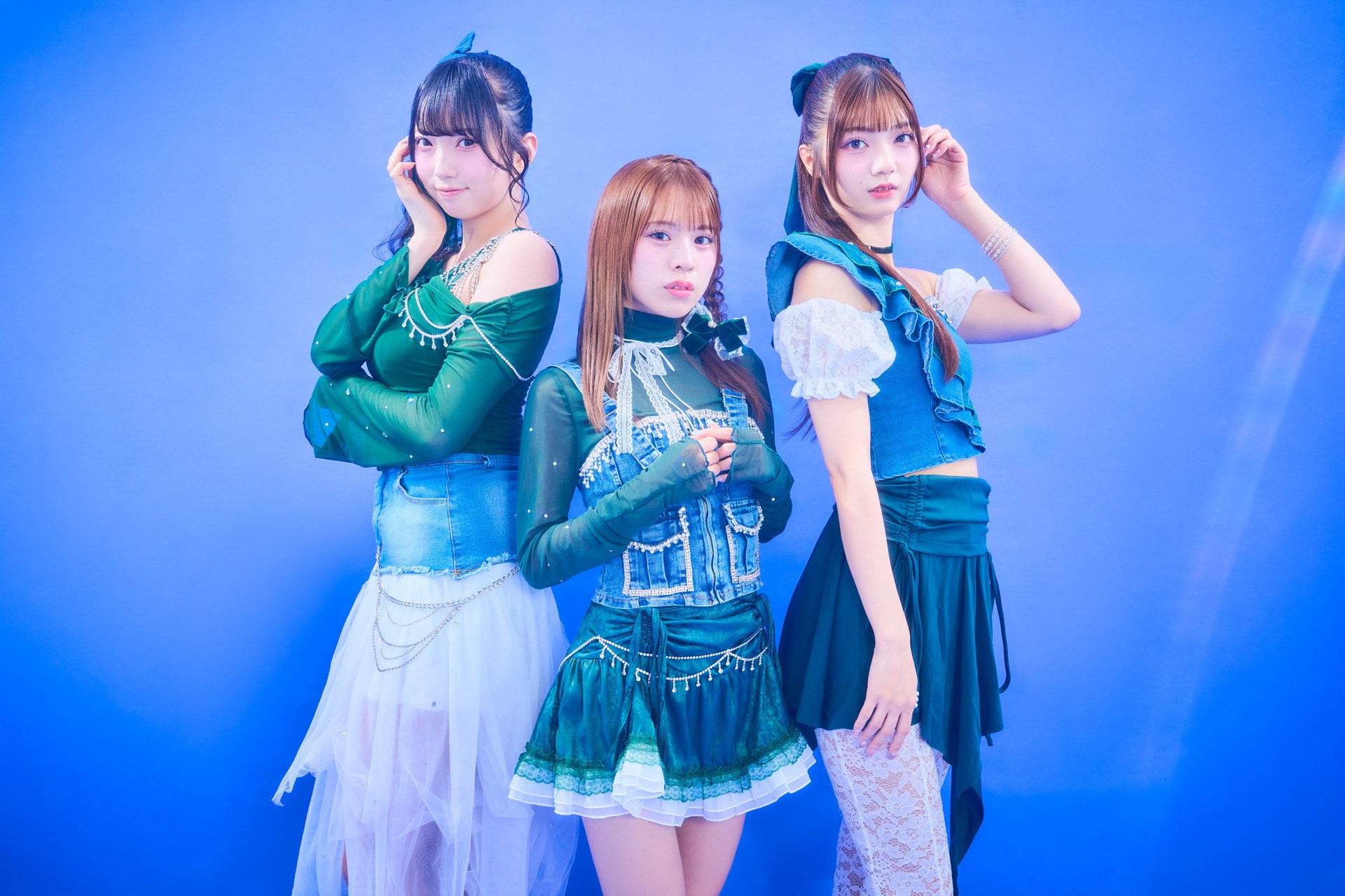 AKB48がパーティに乱入、500人と「ハロウィン・ナイト」 - 音楽ナタリー