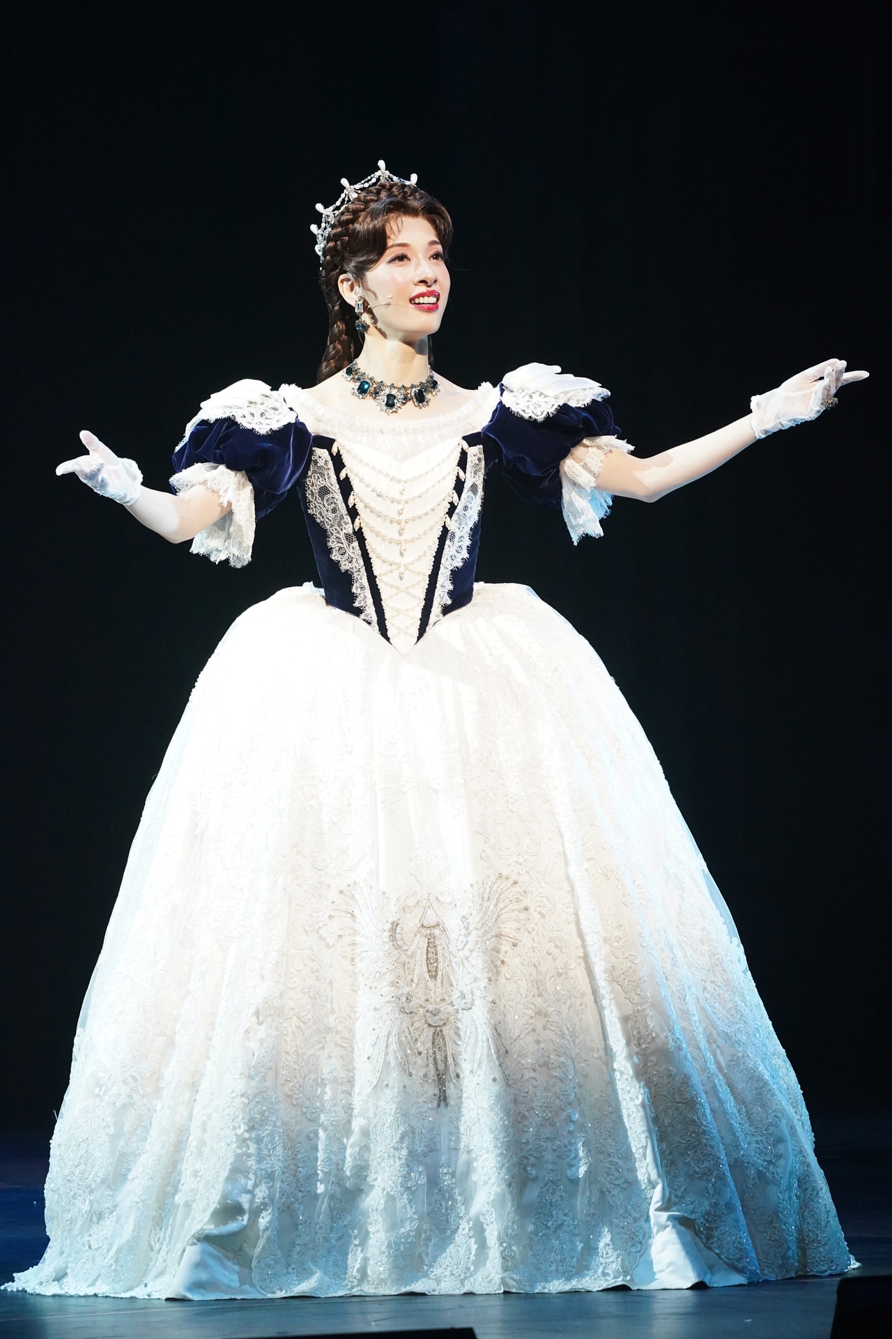 ミュージカル「エリザベート」博多座公演ライブ配信に向け、望海風斗