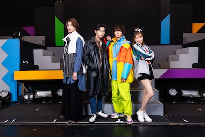 左から庄司浩平、日野友輔、知念英和、宮部のぞみ