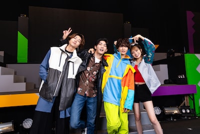 左から庄司浩平、日野友輔、知念英和、宮部のぞみ