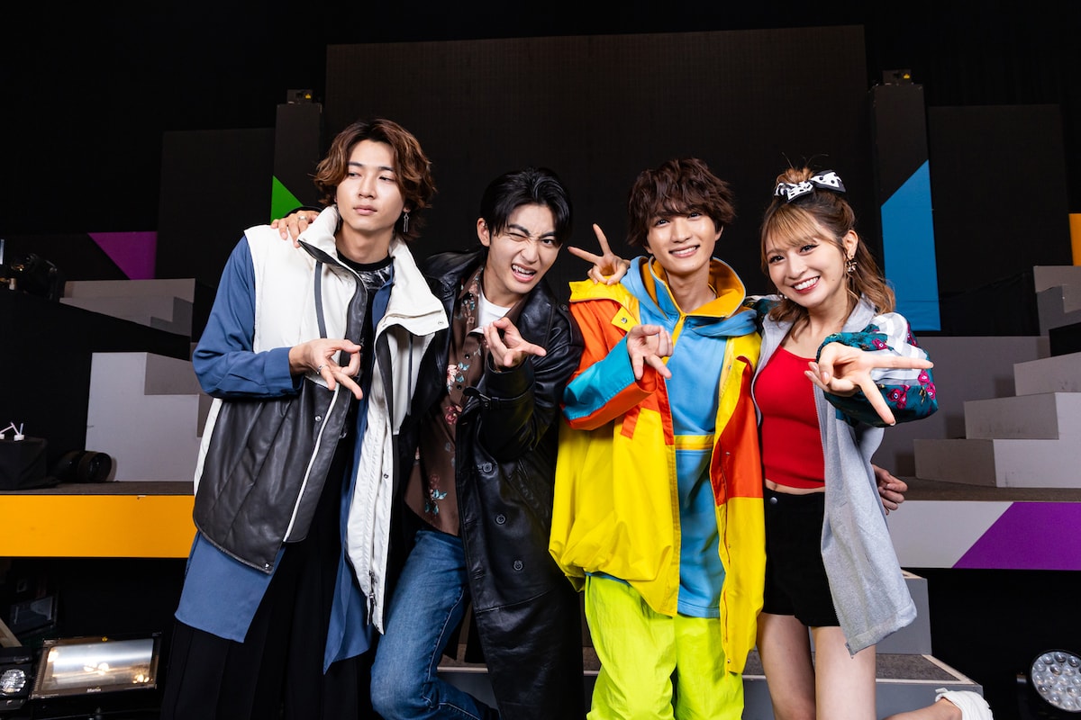 左から庄司浩平、日野友輔、知念英和、宮部のぞみ