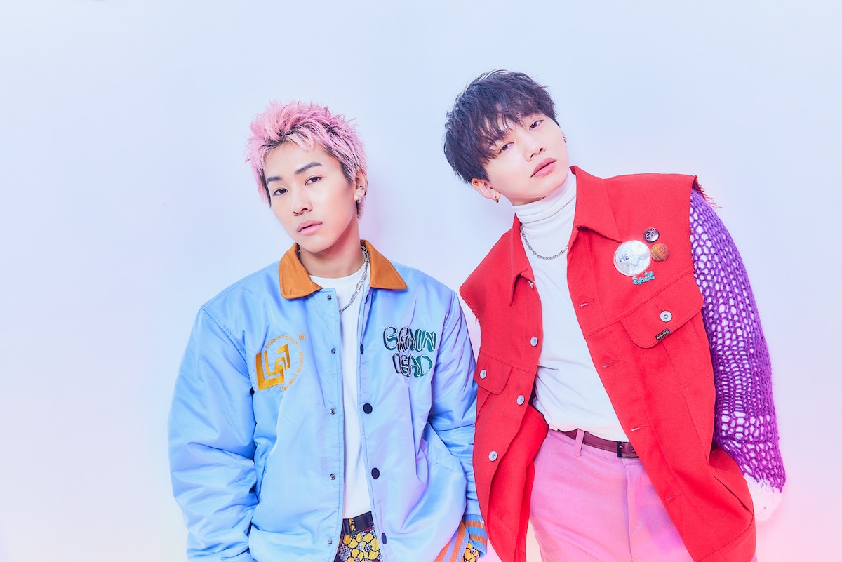 左からAyumu Imazu、花村想太（Da-iCE）。