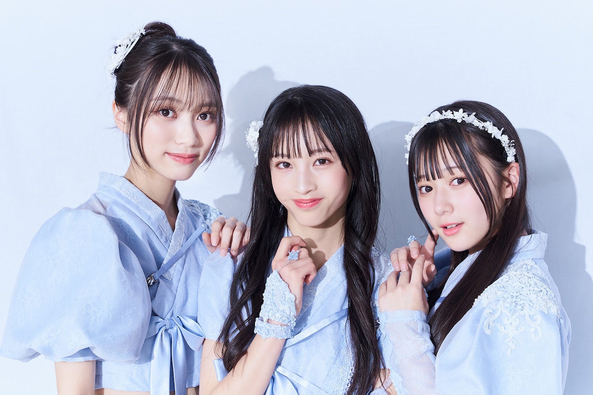 左から浅井アヤネ、日南心那、逢里みう。