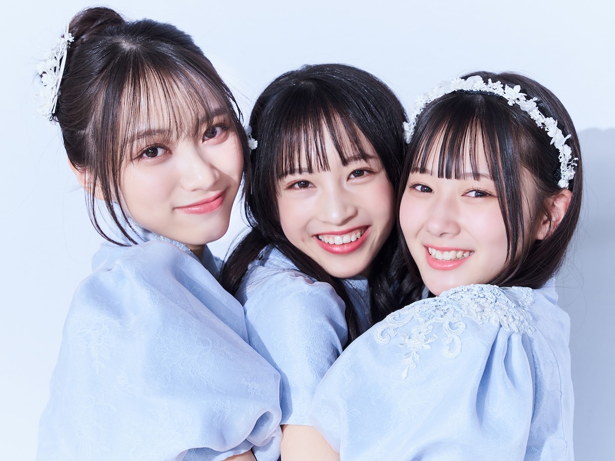 左から浅井アヤネ、日南心那、逢里みう。