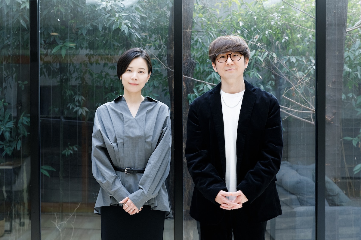 左から森なな子、増元拓也。