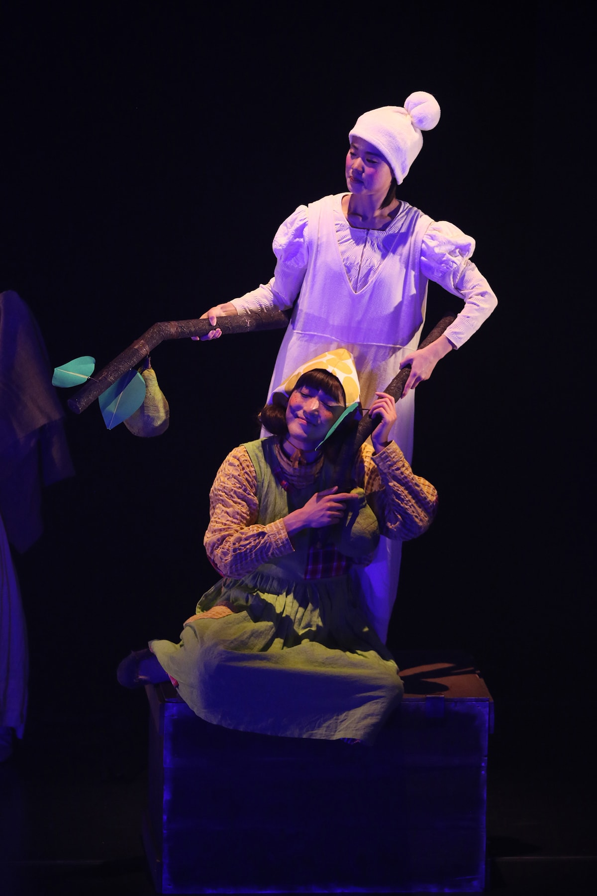 鳥の劇場「梨っこ」より。