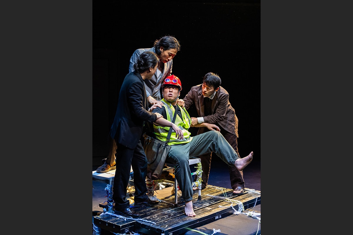 韓国の韓国芸術総合学校（K-Arts）「海の真ん中で」より。©Siwoo Chin