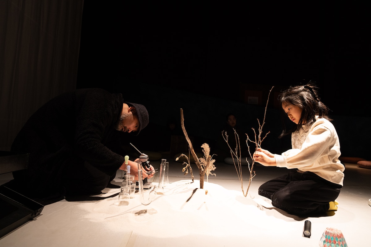 ムッダ / バウンドレスリー・ソヨ「涙の箱」より。©Choi Yong seok