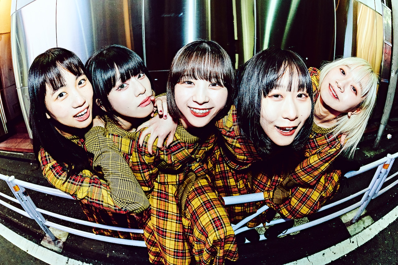 BiS「DA DA DA DANCE SONG」インタビュー｜新メンバー・ナノ3加入でパワーアップ！ 5人体制初シングルはダンスロック＆全肯定 ...