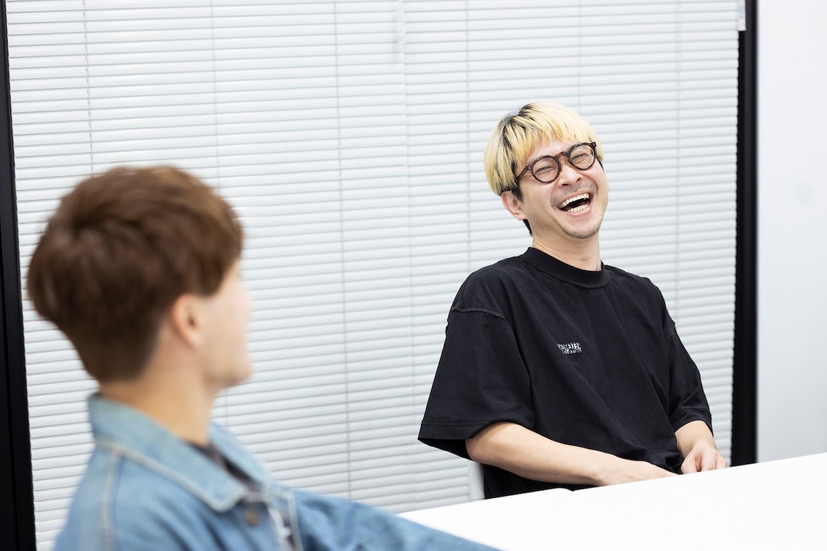 左から白濱亜嵐、渡辺淳之介。