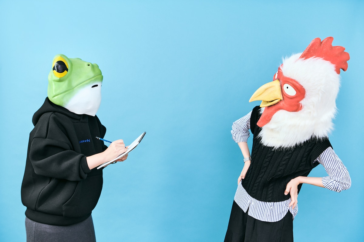 左から山口つばさ、板垣巴留。