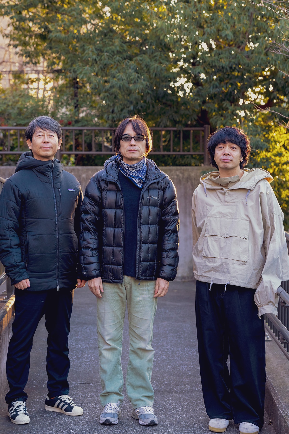 左から桜井秀俊、YO-KING、峯田和伸。