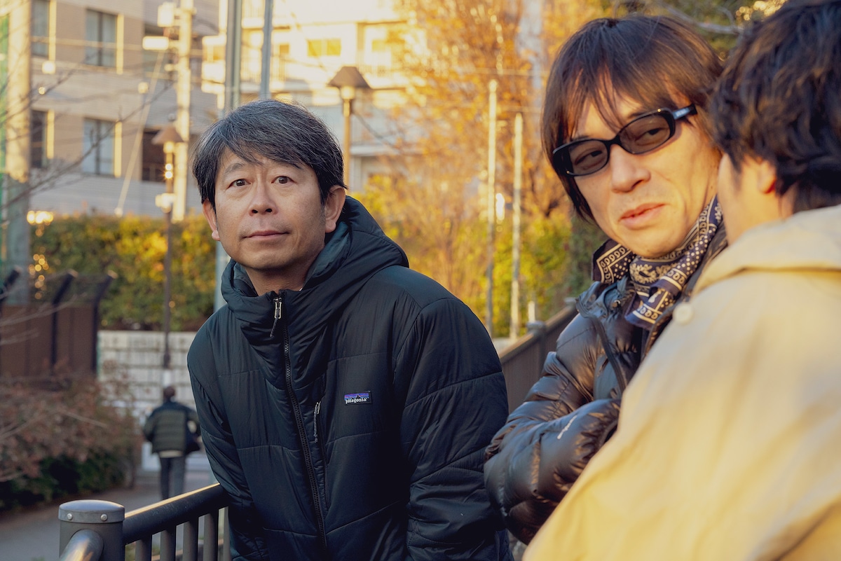 桜井秀俊（奥）