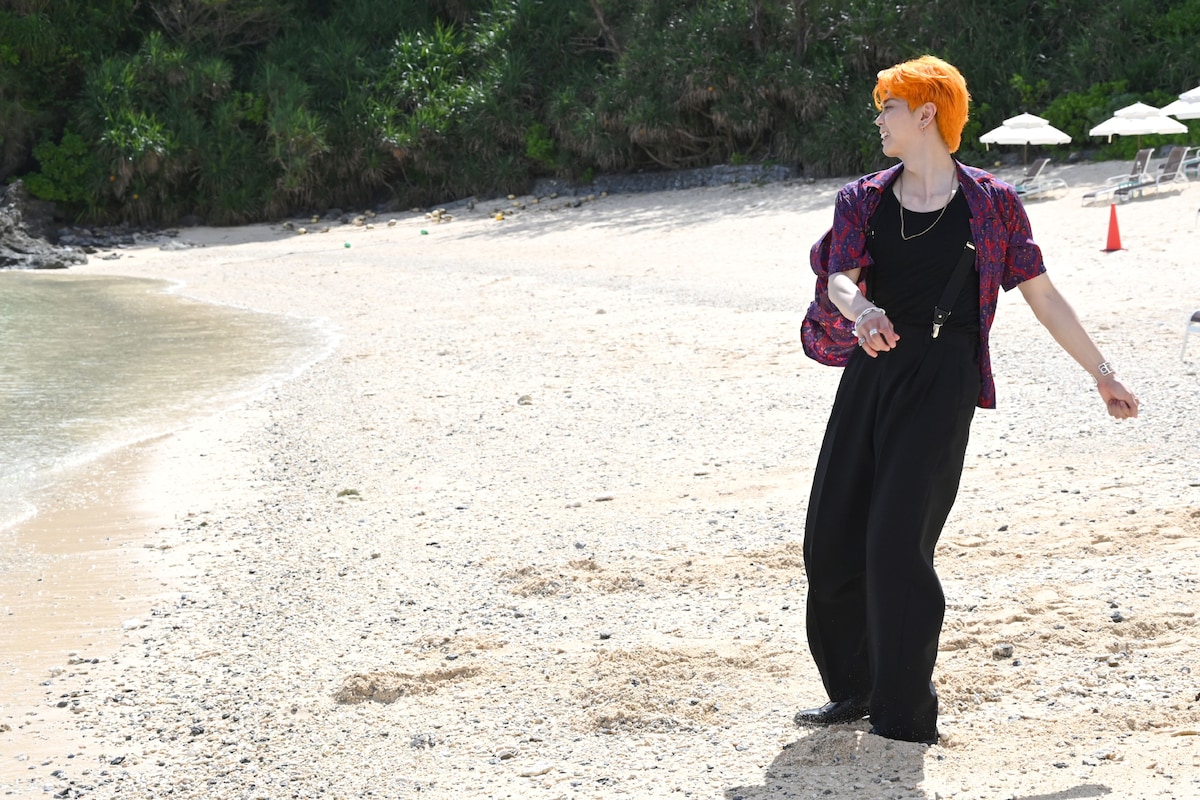 水切りをして遊ぶSEIYA。