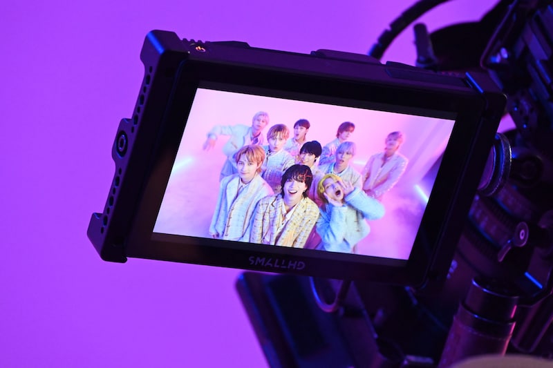 パフォーマンスシーンの撮影の様子。