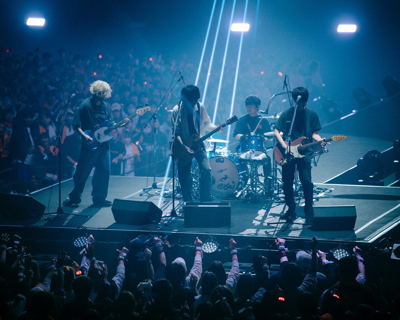 BUMP OF CHICKEN｜メンバーとクリエイターが振り返る、互いの理解と