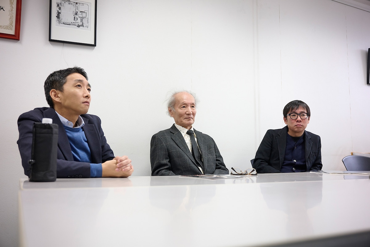 左から植田真介、小林勝也、高橋正徳。