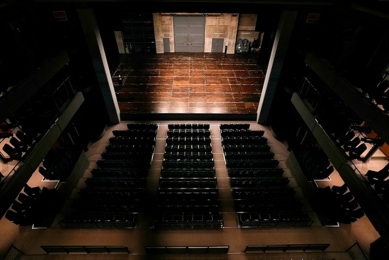 天井部分から見た客席の様子。