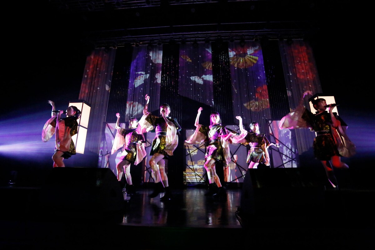 ばってん少女隊の結成7周年記念ライブの様子。