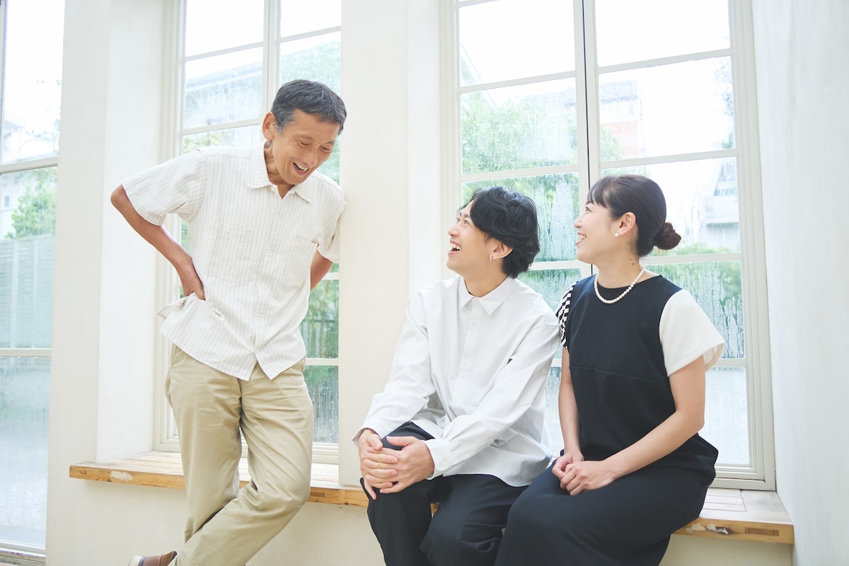 左から成井豊、鍛治本大樹、林貴子。