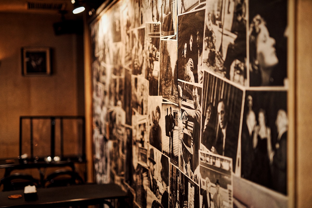 BLUES and JAZZ add9thの店内。