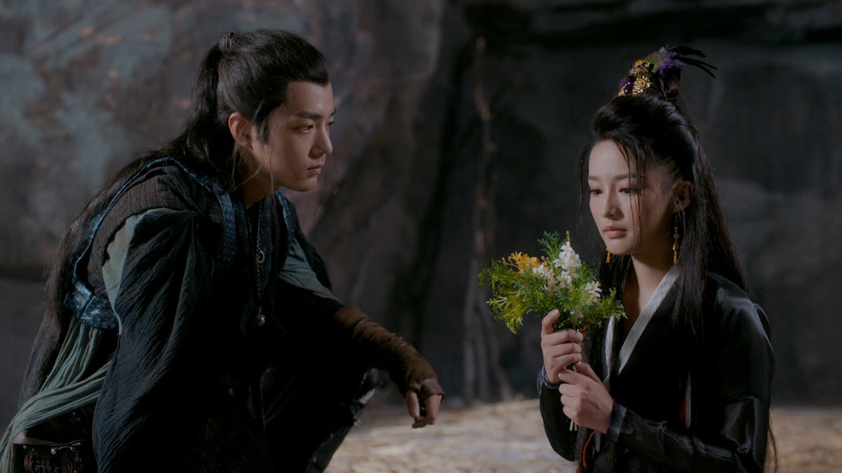 「狼殿下‐Fate of Love‐」より、左からシャオ・ジャン演じる疾沖（しつちゅう）、リー・チン演じる馬摘星（ばてきせい）。©2018NewClassicsInt’lMediaLimited