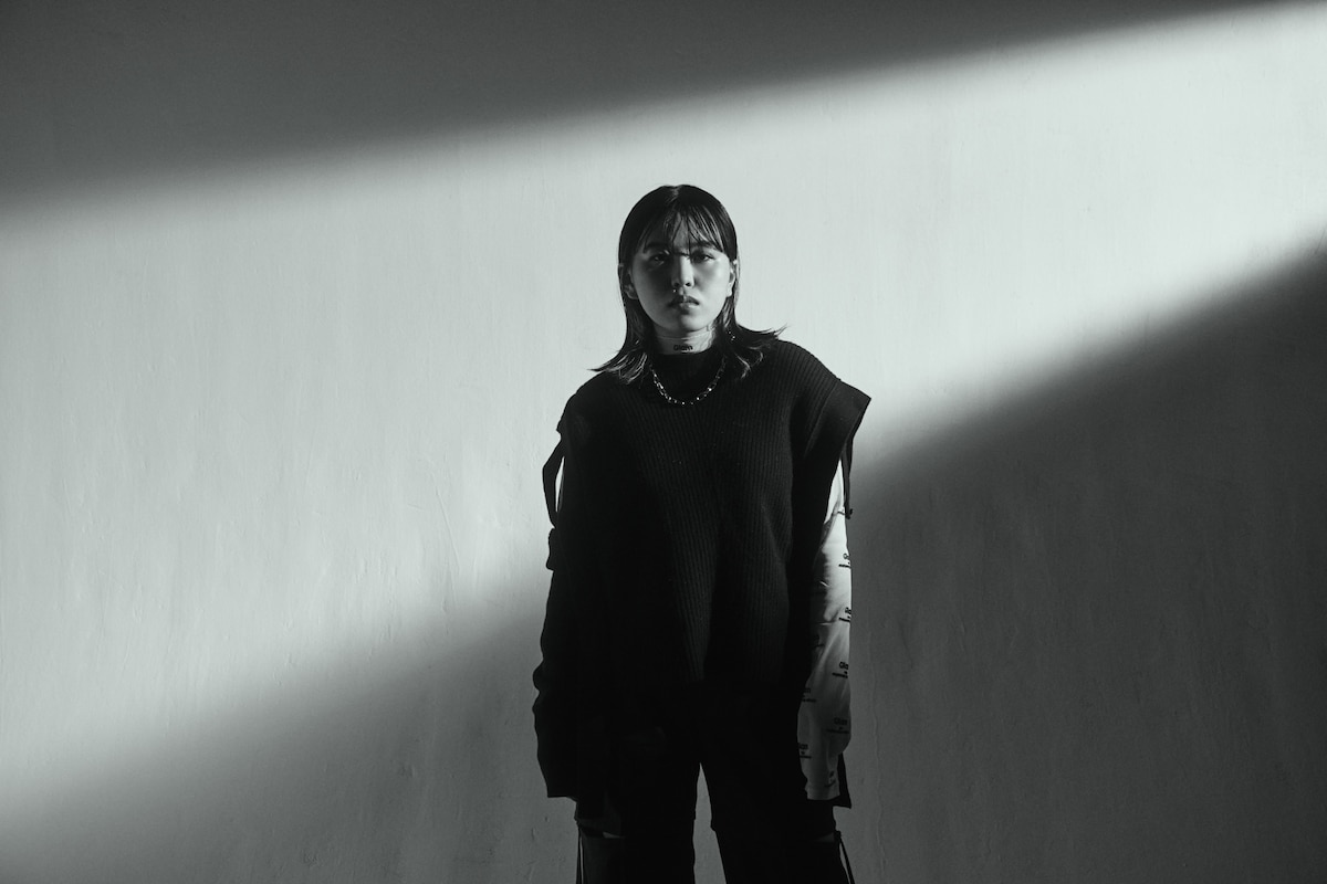 比喩根（Vo, G）