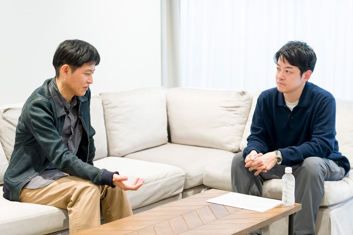 左から畑健二郎、水口瑛介。