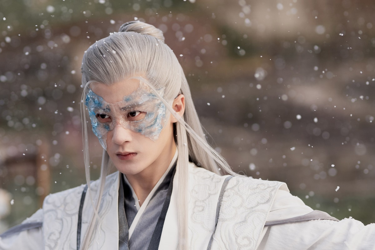 「長相思」より、タン・ジェンツー（檀健次）演じる相柳（そうりゅう）