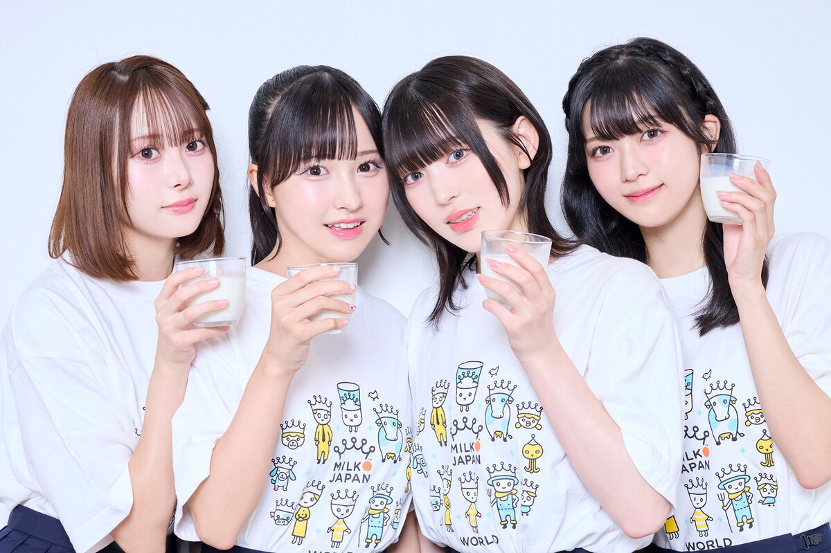 左から橋本桃呼、東山恵里沙、春野莉々、星谷美来。