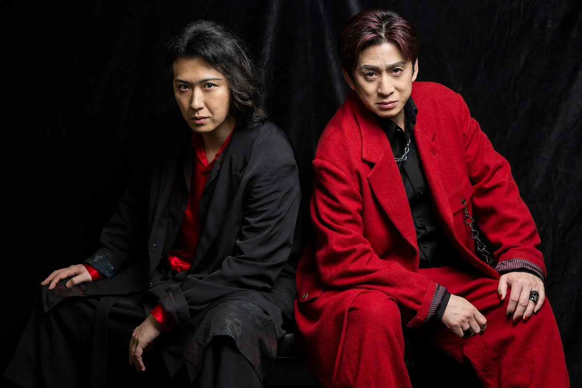 左から尾上松也、松本幸四郎。