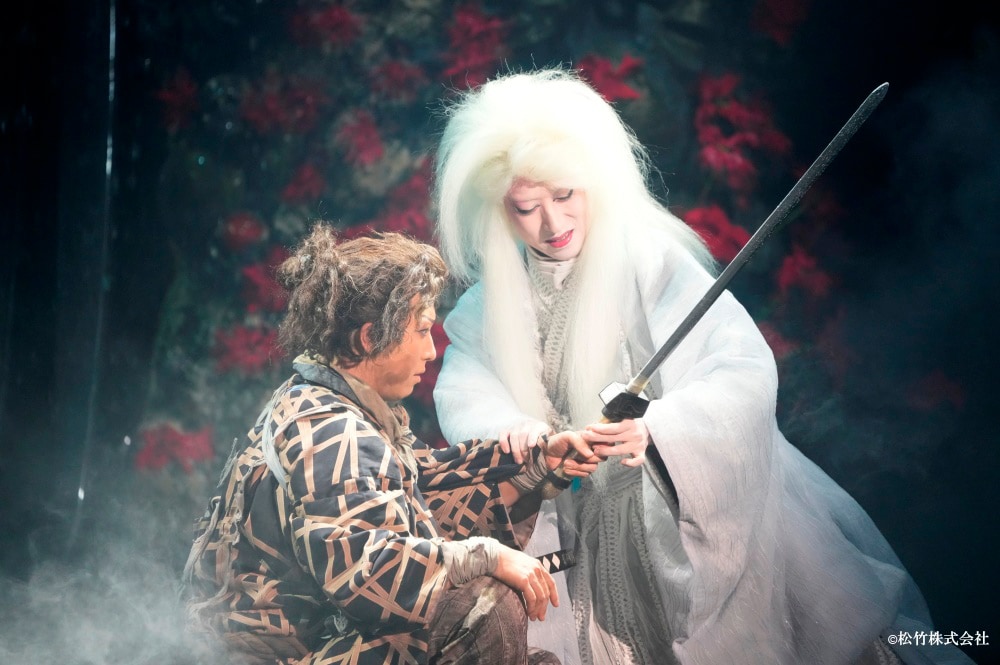 「歌舞伎NEXT 朧の森に棲む鬼」より、尾上松也主演版の様子。©︎松竹株式会社